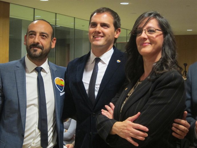 Jordi Cañas, Albert Rivera y Ángeles Ribes, en Lleida
