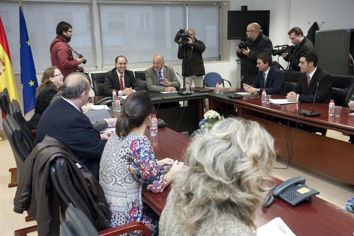 9:00Sala de usos múltiples, Gobierno de CantabriaEl presidente de Cantabria, Ign