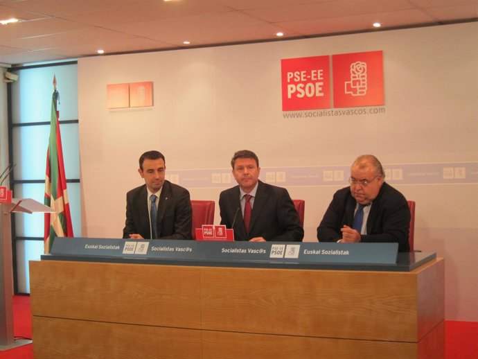 Mikel Torres, José Antonio Santano y Tontxu Rodríguez