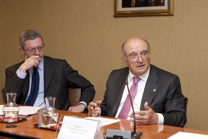 Alberto Ruiz-Gallardón Y Carlos Carnicer