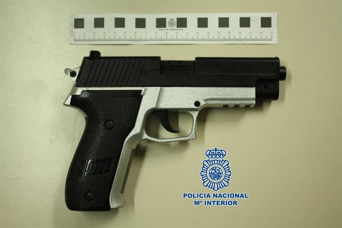 Detenidos los dos atracadores de un supermercado de Sevilla Este