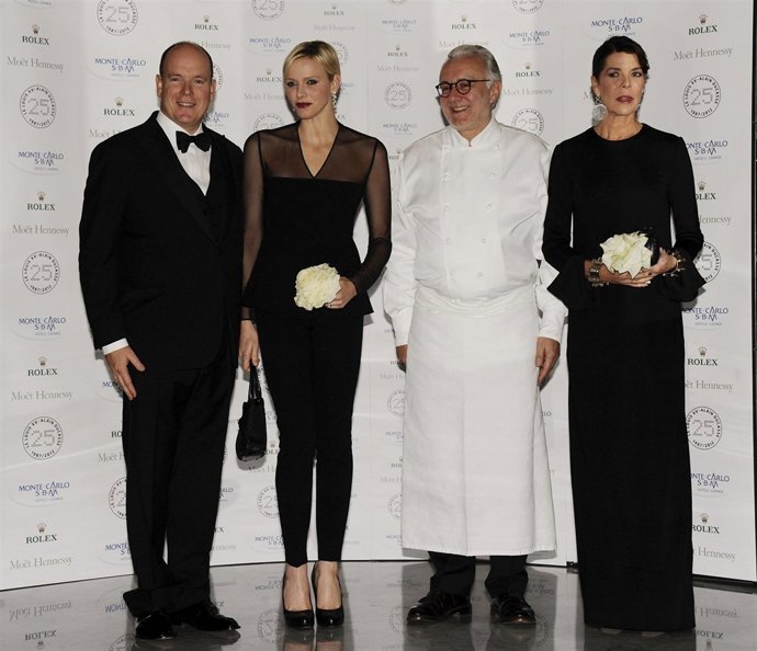 Alberto de Monaco, Charlene de Monaco y Carolina de Mobaco