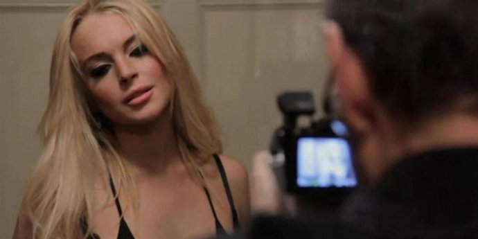 Lindsay Lohan en videoclip de R.E.M.