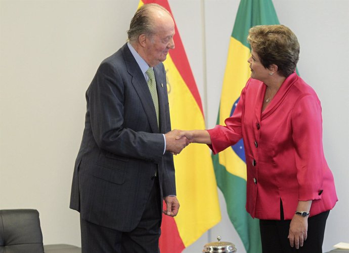 Don Juan Carlos Con Dilma Rousseff 