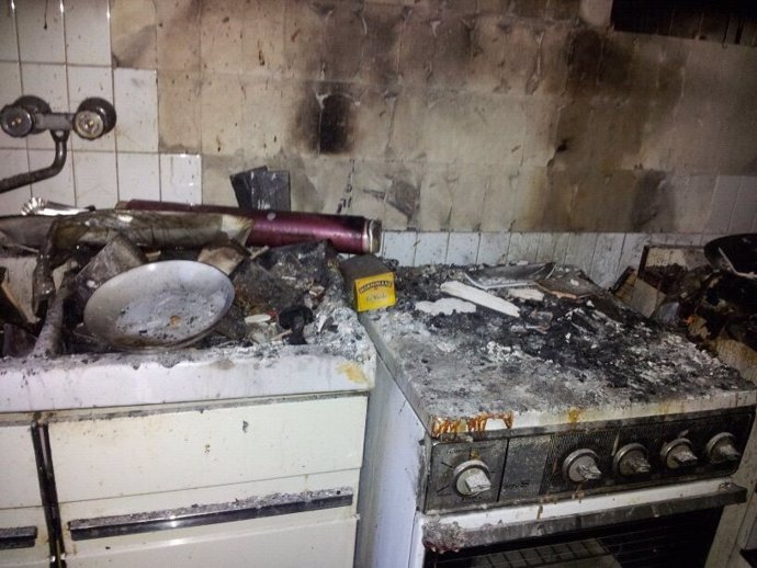 Un incendio destruye la cocina de una vivienda