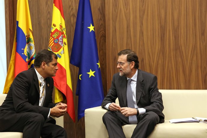 Rajoy con el presidente Correa de Ecuador