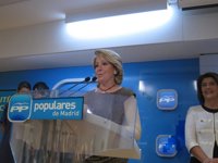 Aguirre justifica el euro por receta en que está "la cosa muy achuchada" y se intenta ahorrar en "todo lo posible"