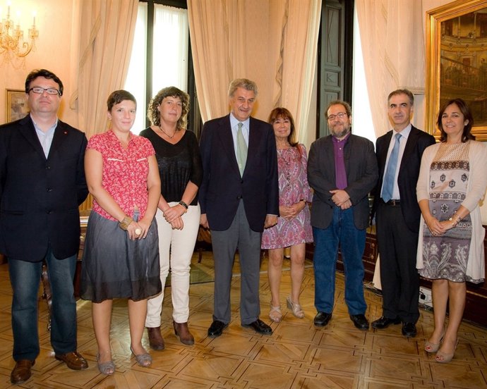 Posada Con Chesús Yuste Y Otros Miembros De La APPDA