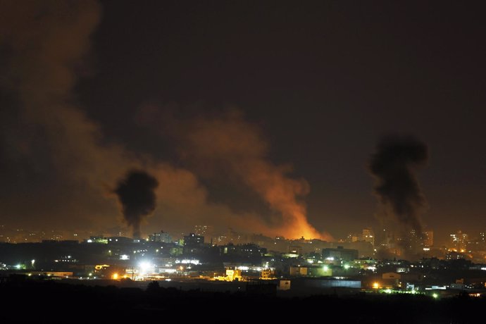 Israel lanza una ofensiva aérea sobre la Franja de Gaza