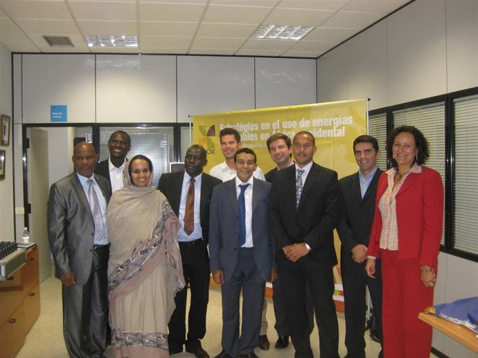 Canarias estudia cómo impulsar el uso de las energías renovables en África 