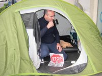 Caballero ofrece ayuda a los afectados de localidades del área si sus alcaldes "no les hacen caso"