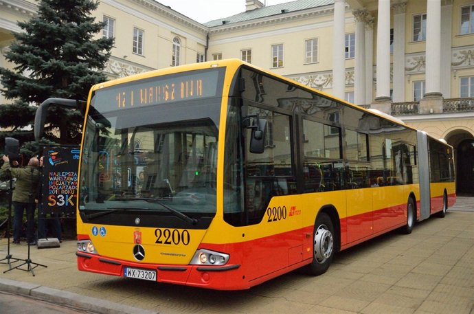 Mercedes-Benz Conecto