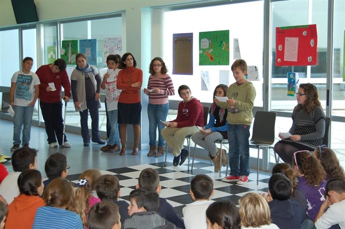 Lectura del manifiesto en favor de la Infancia