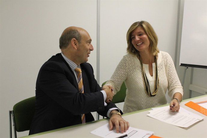 César Romero y María González