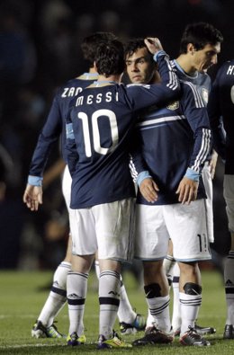 Leo Messi Y Carlos Tévez Con Argentina