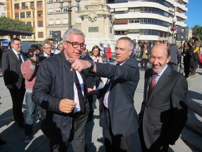 J.F.Ballesteros, P.Navarro y A.Pérez Rubalcaba