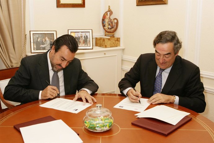 Carballeda y Rosell firman el convenio