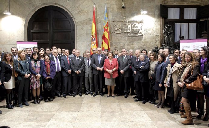 Empresarios Y Politicos, Pacto Empresarial Contra Violencia Sobre Mujer