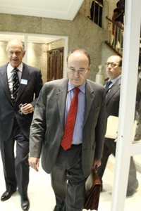 Linde no descarta desviaciones en el déficit de este año