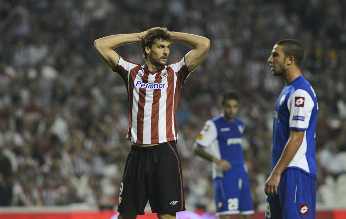 Fernando Llorente lamenta el empate ante los israelíes