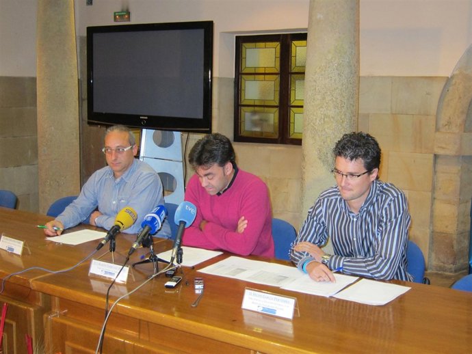 Jorge Fernández, José Ramón Tuero Y Felipe García