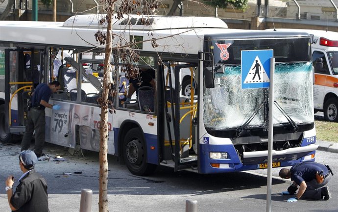 Explota una bomba en un autobús en Tel Aviv 