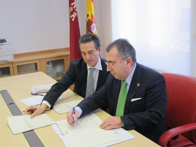 Guardiola y Campos firman el acuerdo