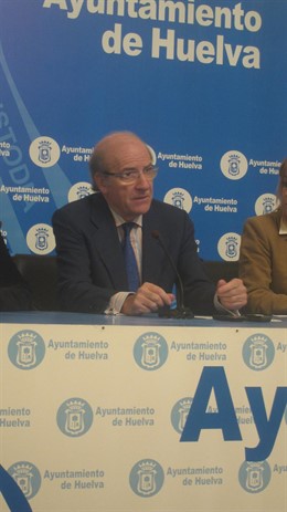 El alcalde de Huelva, Pedro Rodríguez.