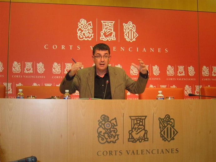 Morera En La Junta De Portavoces En Las Corts