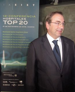 El Conseller De Sanidad, Luis Rosado, Durante Un Acto En Madrid.