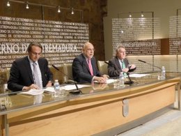 Acuerdo Gobierno de Extremadura y Caixabank