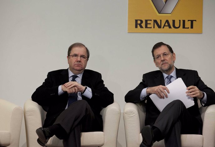 Juan Vicente Herrera y Mariano Rajoy en su visita a Renault en Palencia