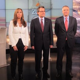 A.S.Camacho (PP), A.Mas (CiU) y P.Navarro (PSC)