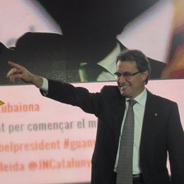 El candidato de CiU, Artur Mas, en un mitin en Lleida