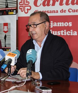 El director de Cáritas en rueda de prensa