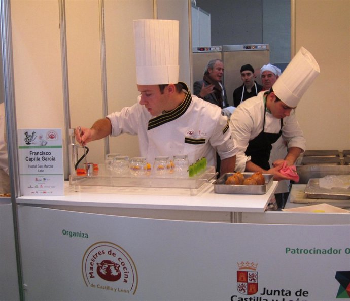 Uno de los participantes en el Campeonato de Cocineros de Castilla y León