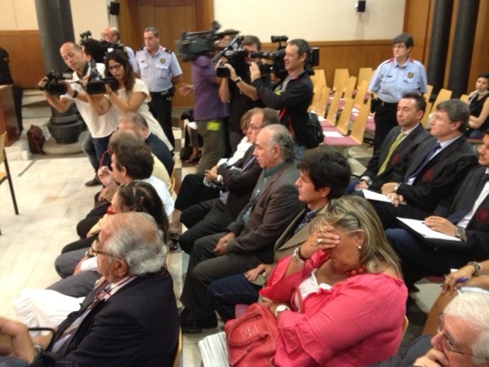 El Doctor Morín y los otros 11 acusados en el juicio contra abortos ilegales