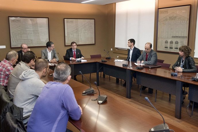 Reunión con representantes del sector hostelero de Navarra. 