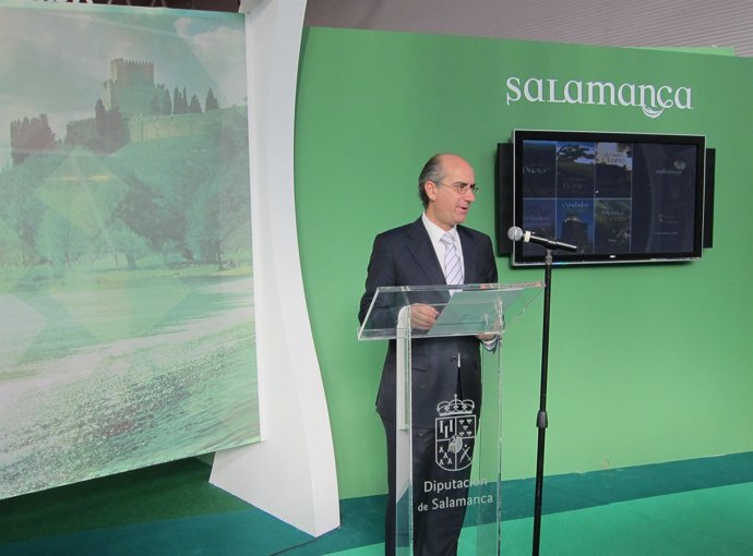 Javier Iglesias presenta en Intur la oferta turística de Salamanca