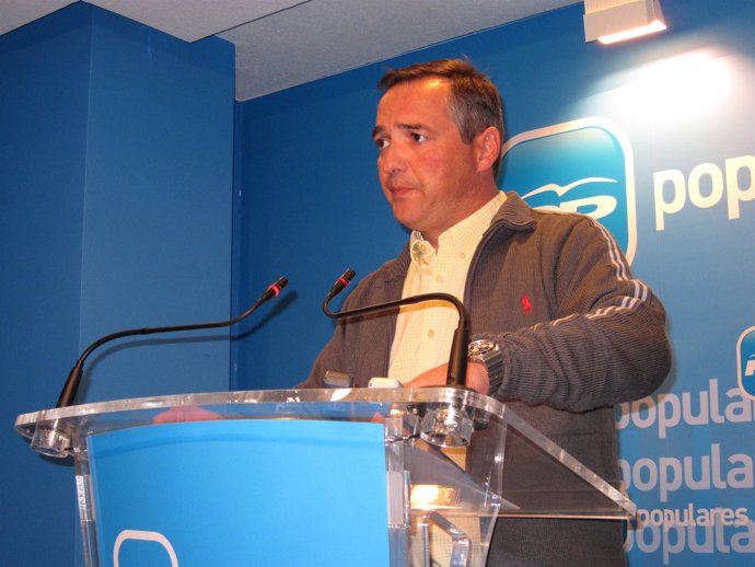 El Portavoz Del PP En El Ayuntamiento De Nerva, Francisco Gallardo. 