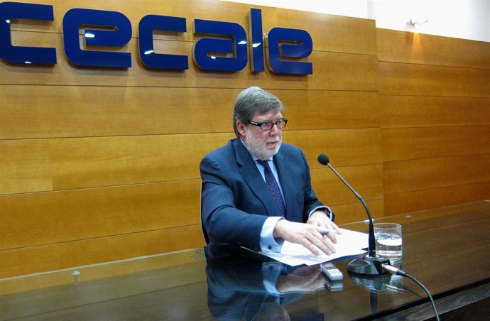 El presidente interino de Cecale, Santiago Aparicio