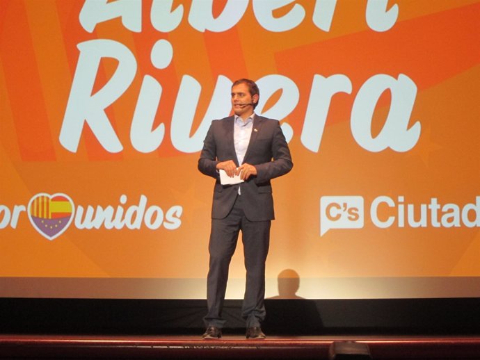 Albert Rivera (C's) en un mitin en el Palacio de Congresos de Barcelona