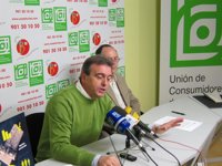 La UCE acusa a los médicos de querer garantizar "su status personal" y asegura que se enfrentarán al conflicto sanitario