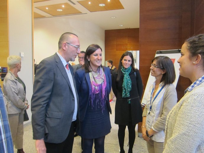 La consellera de Educación, María José Català, en el encuentro 