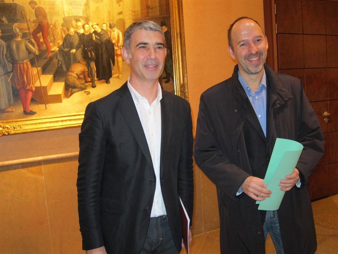 El portavoz y el concejal de CHA, Juan Martín y Carmelo Asensio