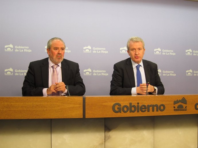 Nieto y Del Río en comparecencia de prensa del Consejo de Gobierno