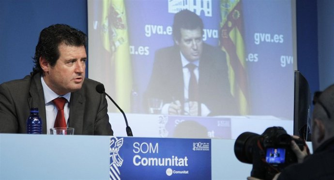 Císcar En La Rueda De Prensa Posterior Al Pleno Del Consell