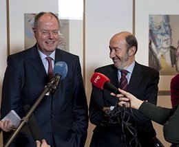 Rubalcaba junto al candidato del SPD a la Cancillería, Peer Steinbrück 