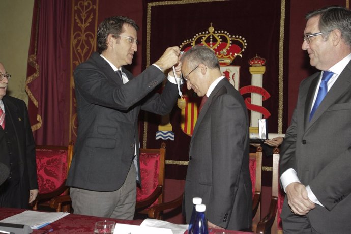 Feijóo hace entrega del XXVI Grelo de Ouro a Joaquín González