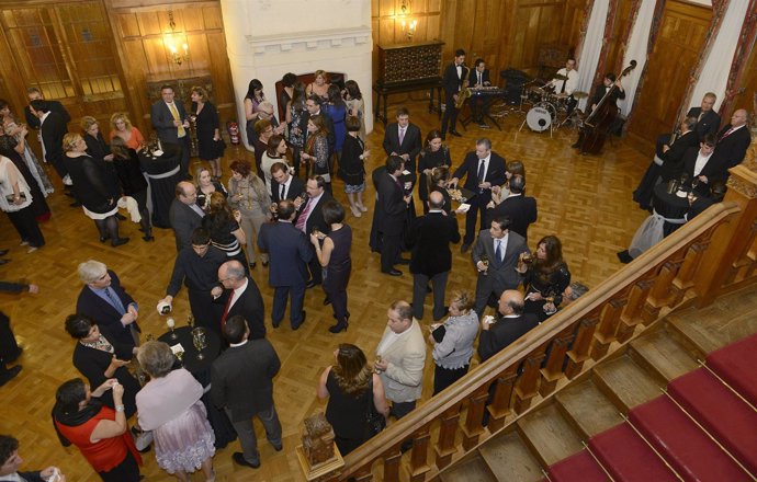 Imagen de archivo. Cena del centenario del Titanic en el Palacio de la Magdalena